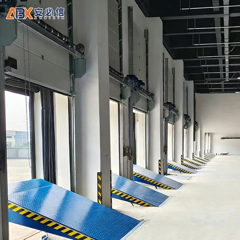 三沙翻板滑升门